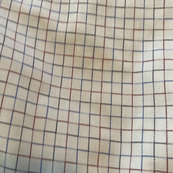 Johnston & Murphy Square Pattern Button-Down - Picture 4 of 6